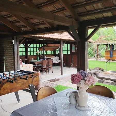 Bobita Apartmanhaz Szilvásvárad Exteriör bild