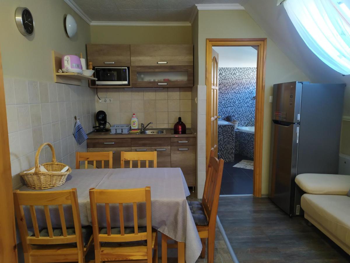 Bobita Apartmanhaz Szilvásvárad Exteriör bild