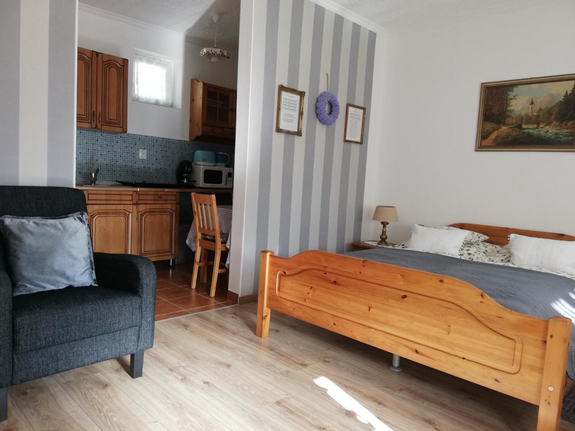 Bobita Apartmanhaz Szilvásvárad Exteriör bild