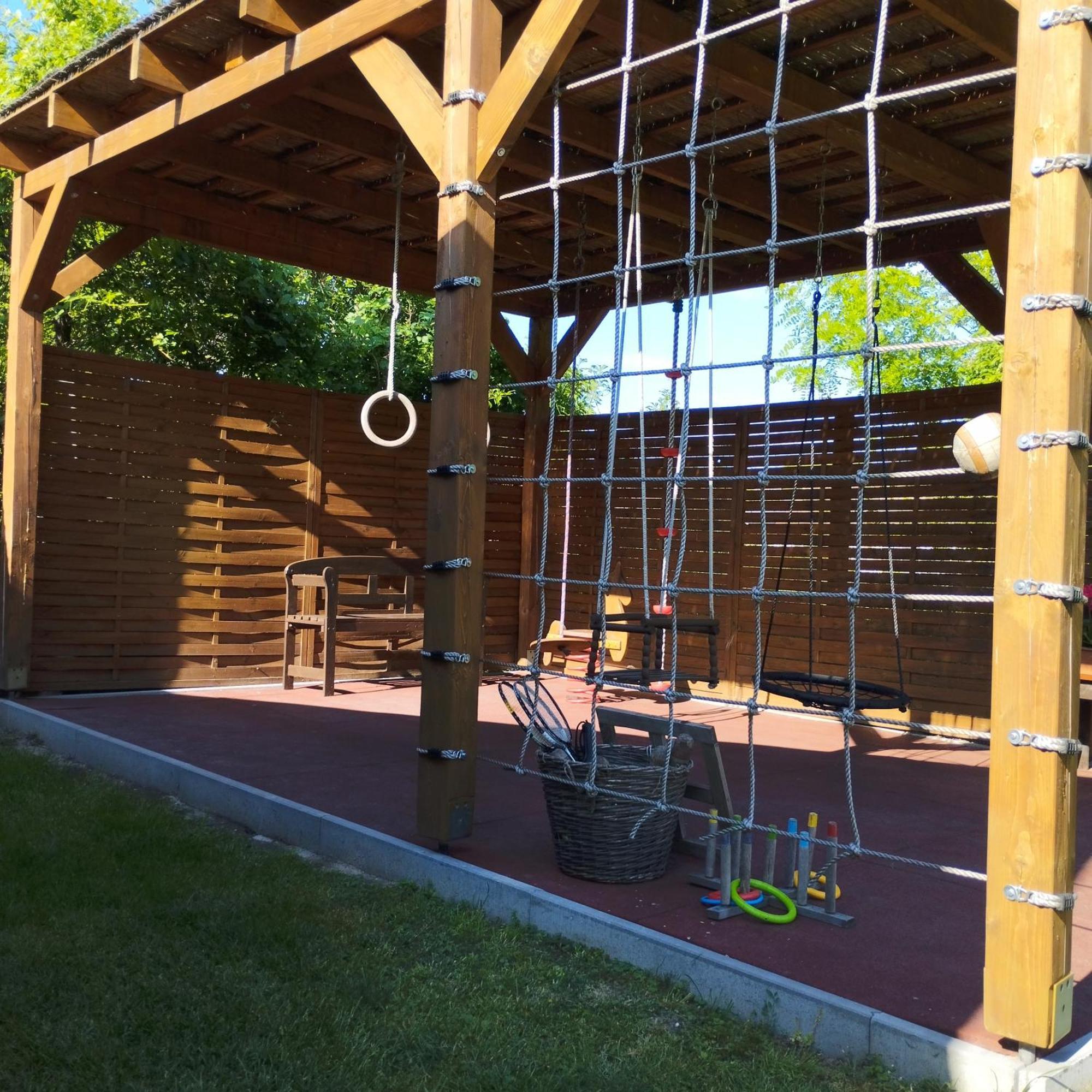 Bobita Apartmanhaz Szilvásvárad Exteriör bild