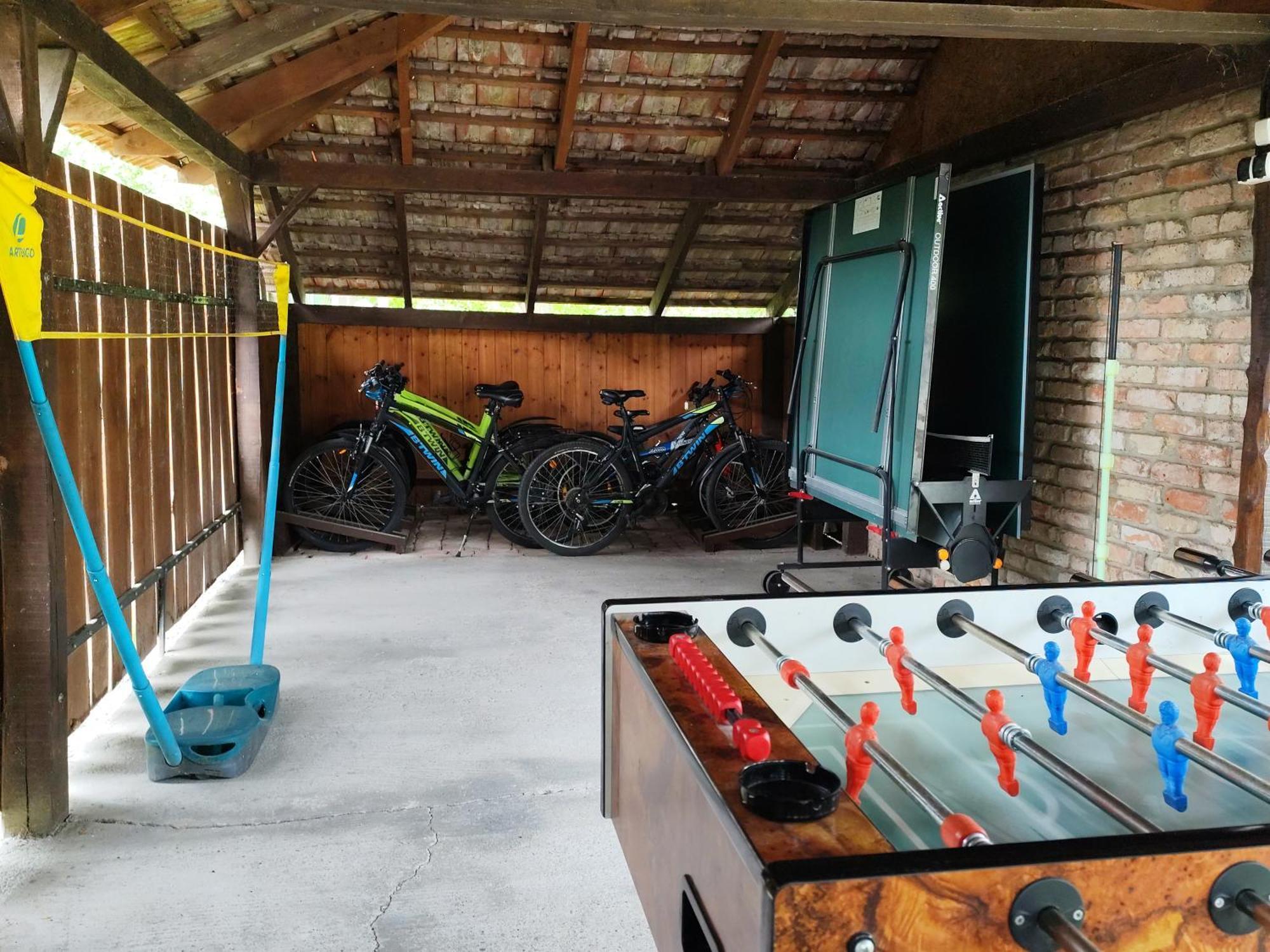 Bobita Apartmanhaz Szilvásvárad Exteriör bild