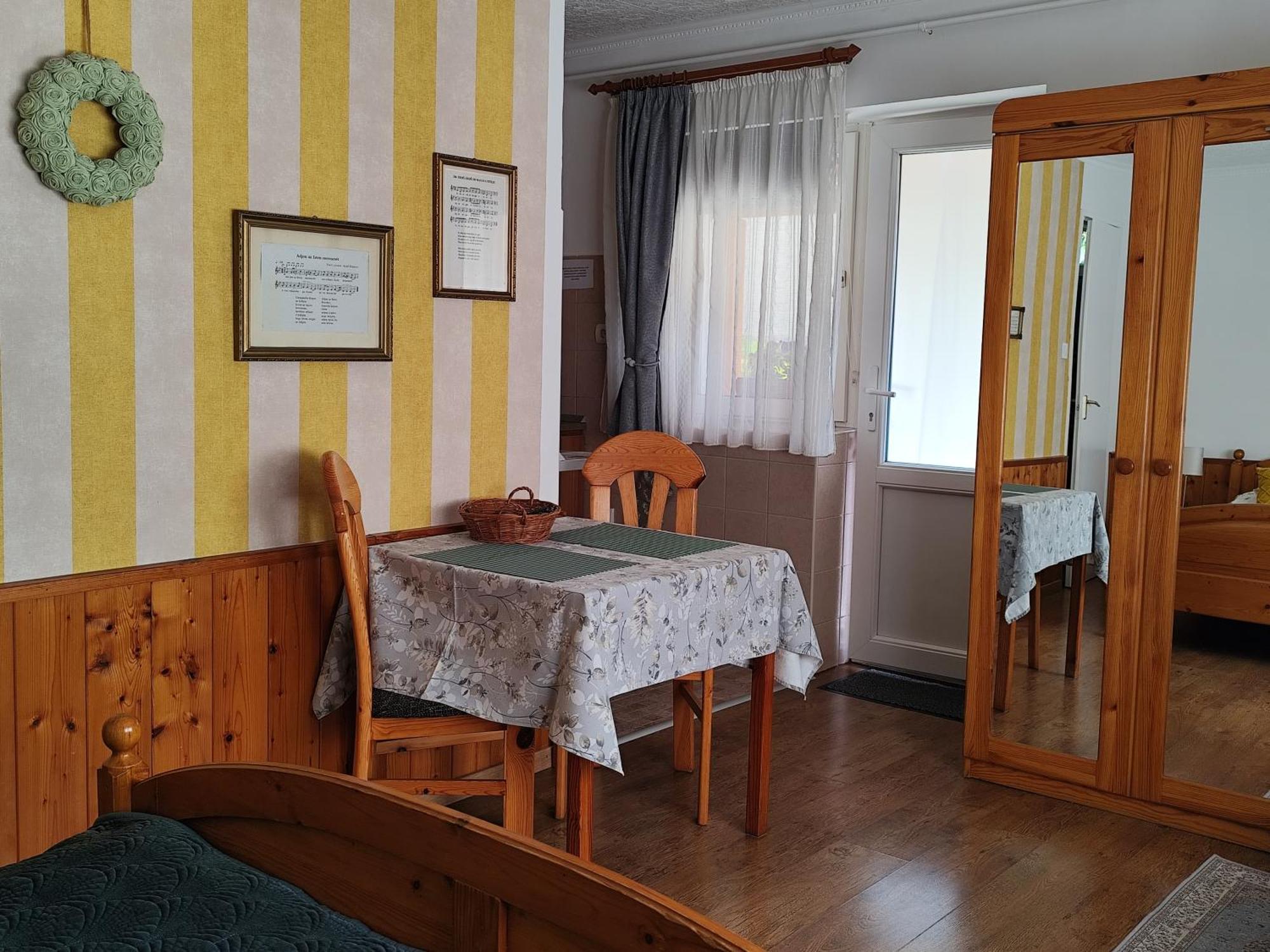 Bobita Apartmanhaz Szilvásvárad Exteriör bild