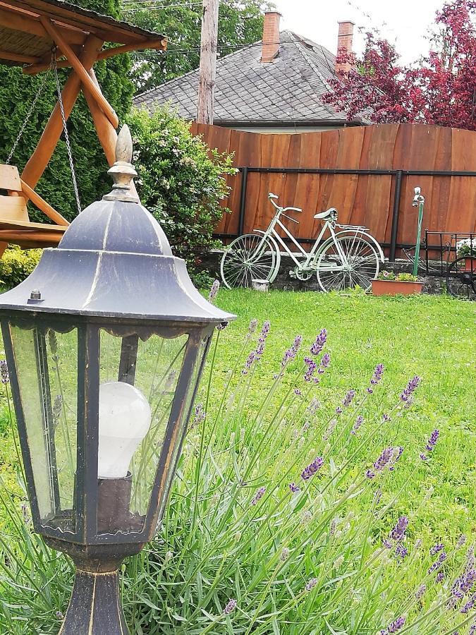 Bobita Apartmanhaz Szilvásvárad Exteriör bild